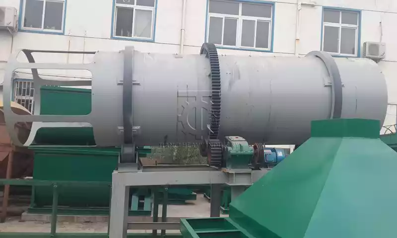 Fertilizer coating machine