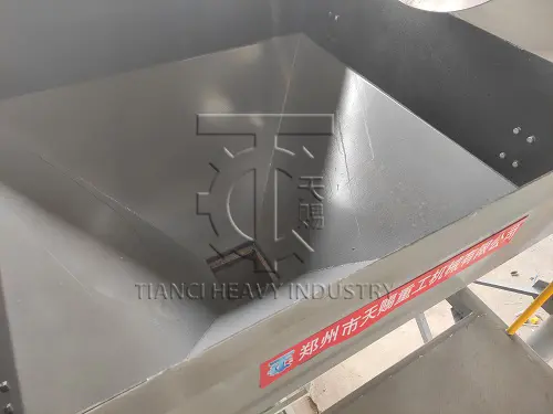 BB fertilizer raw material discharging conveying from batching silo