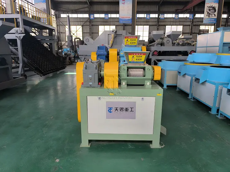 double roller granulator 2