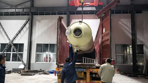 vertical fermentation tank shipment 03